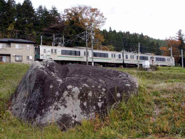 鬼死骸バス停で知る歴史 田村麻呂 大武丸を埋めた地 旅行 岩手県 江田島市情報