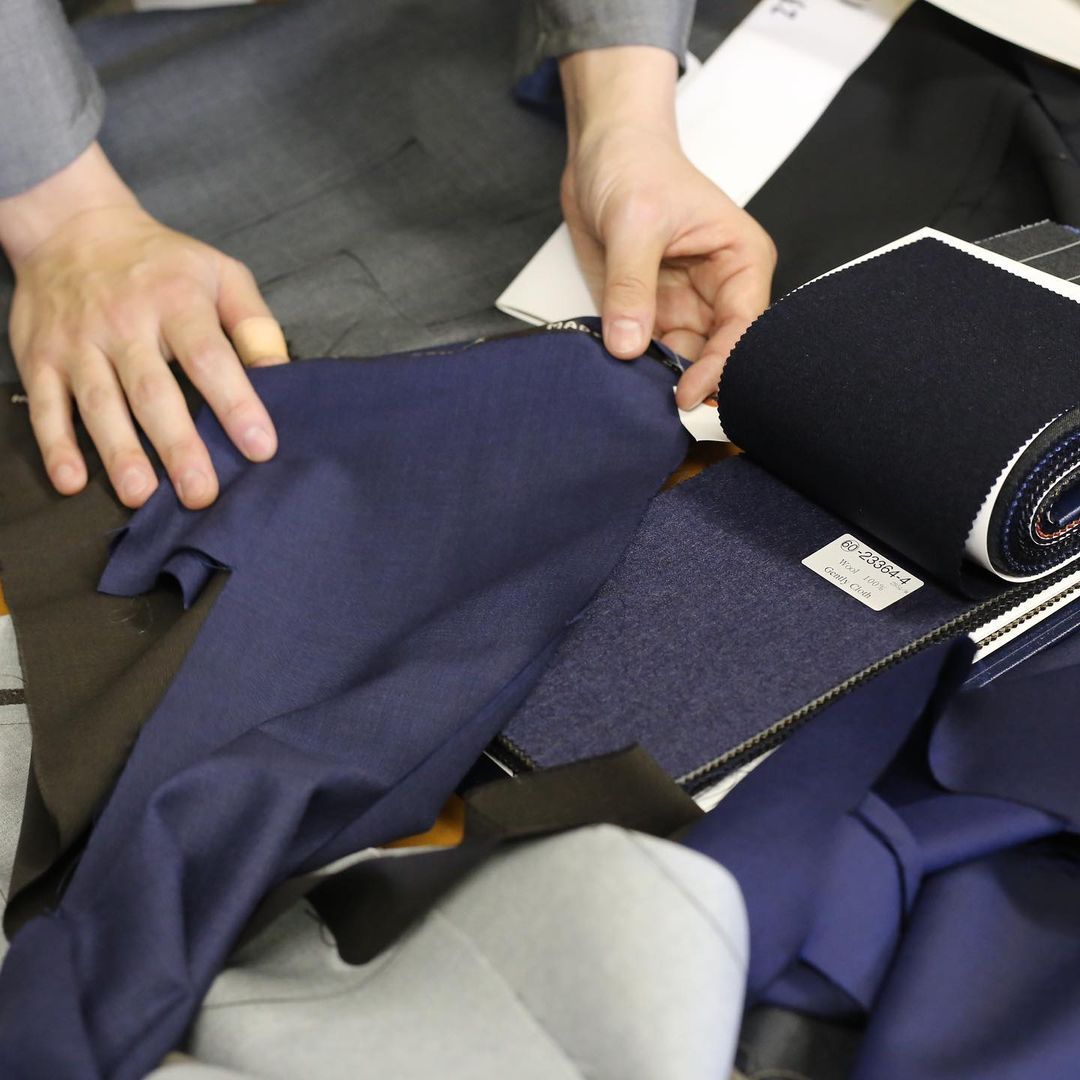 大ナゴヤプロダクツ×尾州のカレント共同制作「ONの日のシャツ」開発