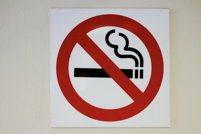 2020年4月より法律が変わり 建物内禁煙となります においを科学する
