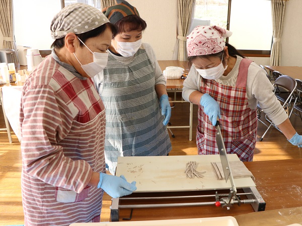 女性の力を借りて 志方そば で地域に活力を トピックス Ja兵庫南 Eふぁ みん