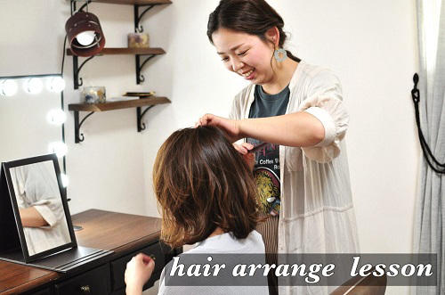 ボブ ロング向け 大人可愛いゆるふわヘア 簡単コテの巻き方講座 Local Blog 公式 ワタシゴト 北陸のステキなヒトコトモノを応援するブログメディア