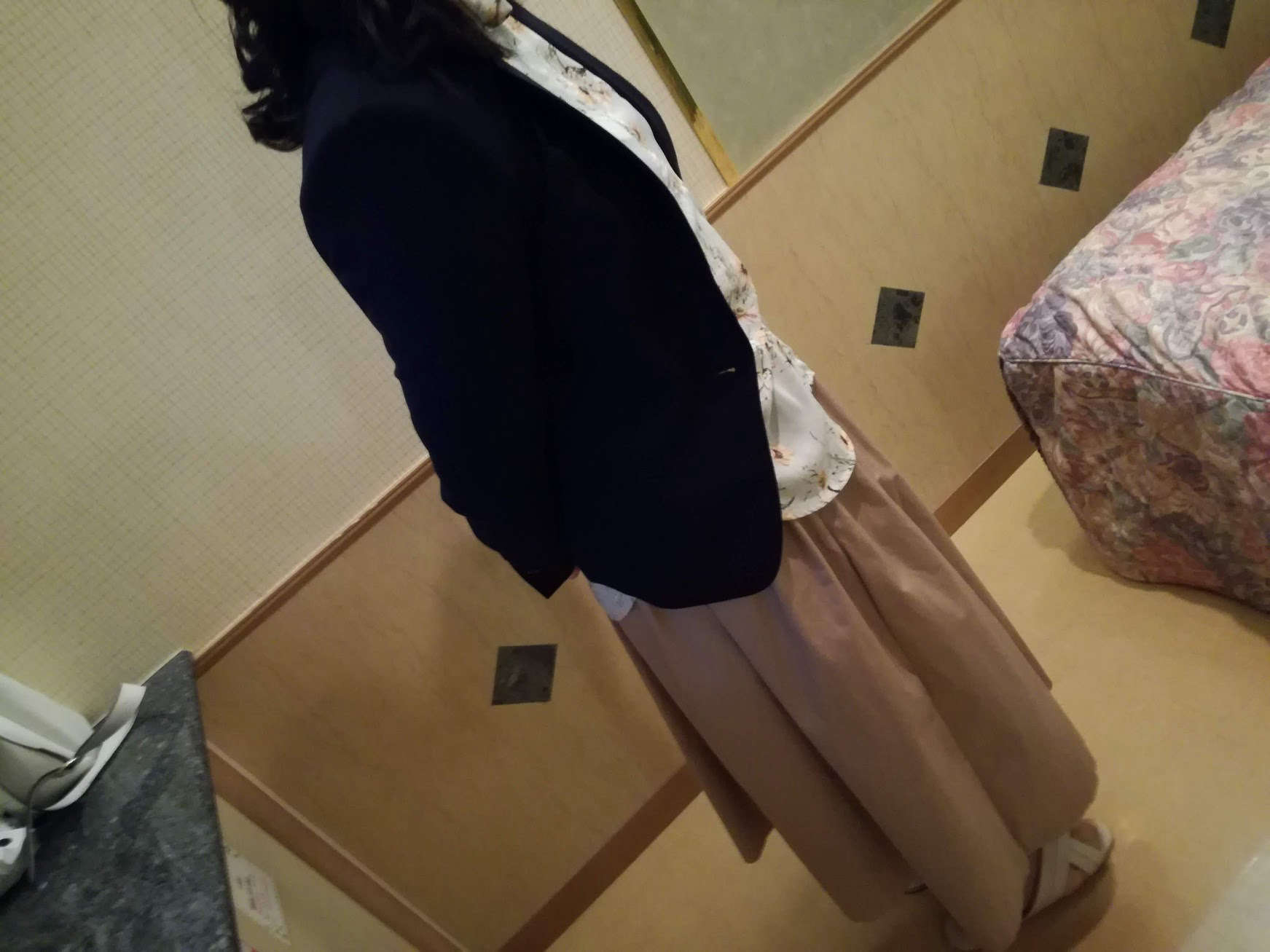 処女膜なかったです。指入れオナニーにしすぎ？痛み・出血もなくロストバージン。処女喪失。生理中なので、生挿入中出し。
