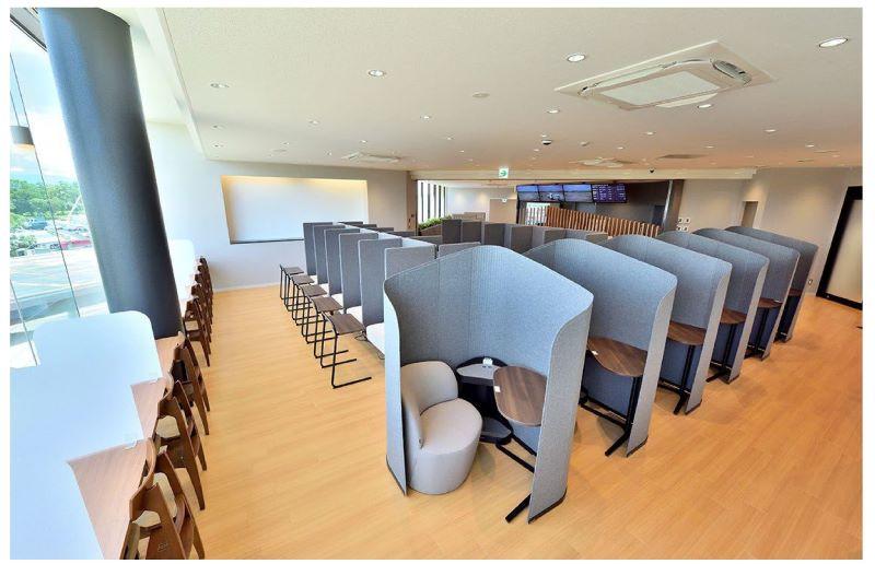 高知空港カードラウンジ納品事例 オフィス関連ブログ 株式会社ツバキ オフィスレイアウト移転 内装 原状回復福岡