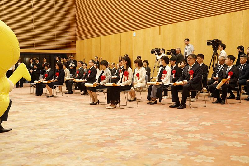 総理大臣官邸にて表彰式が執り行われました ― 令和7年度「消費者支援