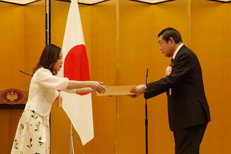 総理大臣官邸にて表彰式が執り行われました ― 令和7年度「消費者支援