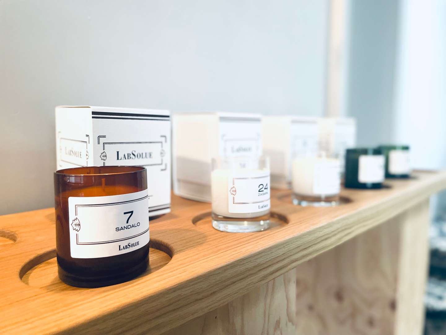 イタリアのフレグランスブランドLabSolueより、ナタリー・ローソン調香