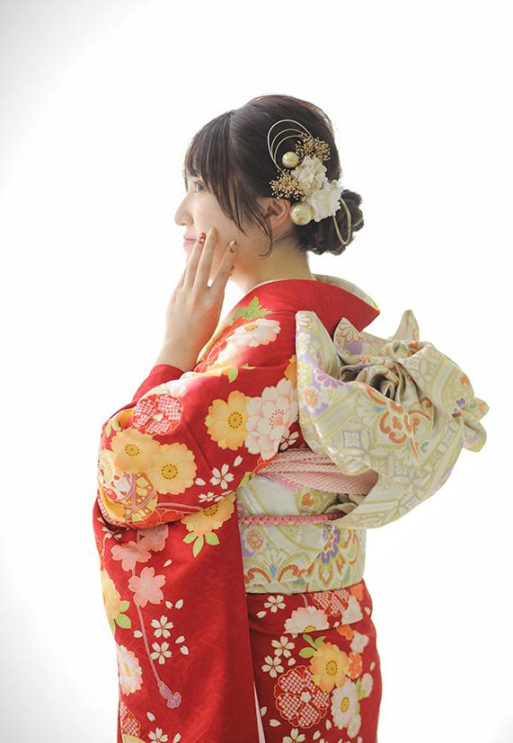 二着の振袖で輝く20歳 | ブログ | 茨城に8店舗の写真館 エイト