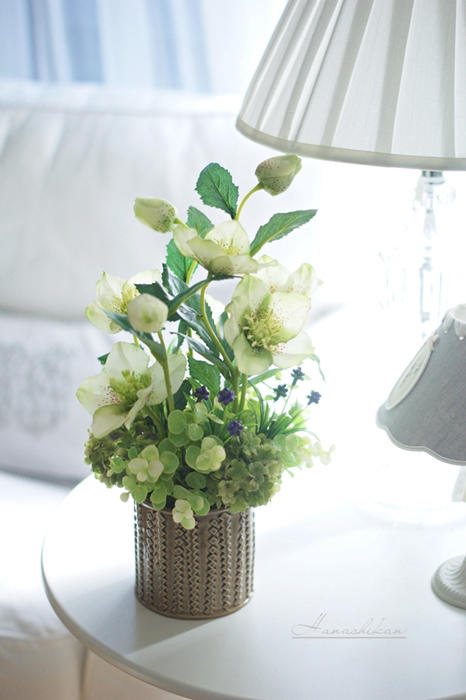 ラウンドアレンジメントを応用した挿し方で一工夫 花芝翫のつれづれアレンジメントブログ 東京 横浜 花芝翫hanashikan