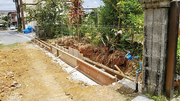 ブロック塀の新設 K邸 四季彩ペイントの施工事例 リフォーム 外壁塗装 不用品回収 草刈りは 株 四季彩ペイント