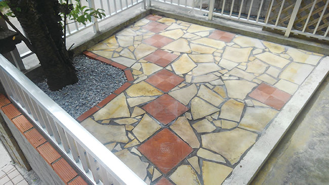 庭タイル敷 宜野湾市 四季彩ペイントの施工事例 四季彩ペイント