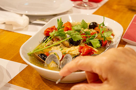 人気のレシピ】土鍋アクアパッツァ | 長谷園のwebレシピ | 長谷園のweb