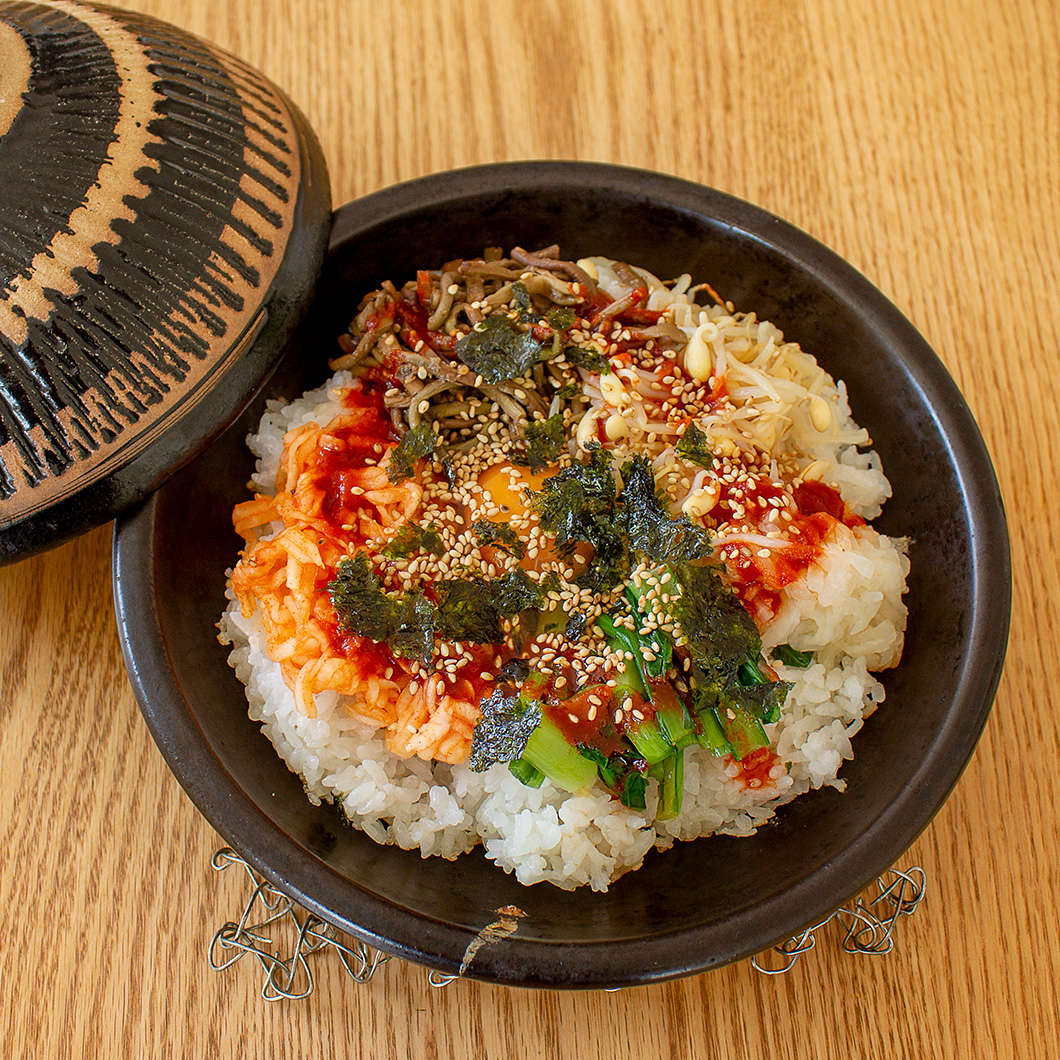 焼きビビンバ | 長谷園のwebレシピ | 長谷園のwebレシピ