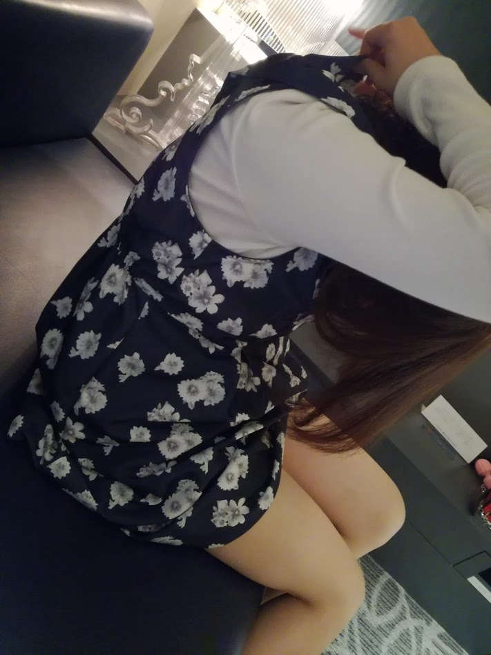 久しぶりのセックスだったので始めは痛かったけど、気持ちよくって大きな声が。３時間セックスしても足らなくって延長。