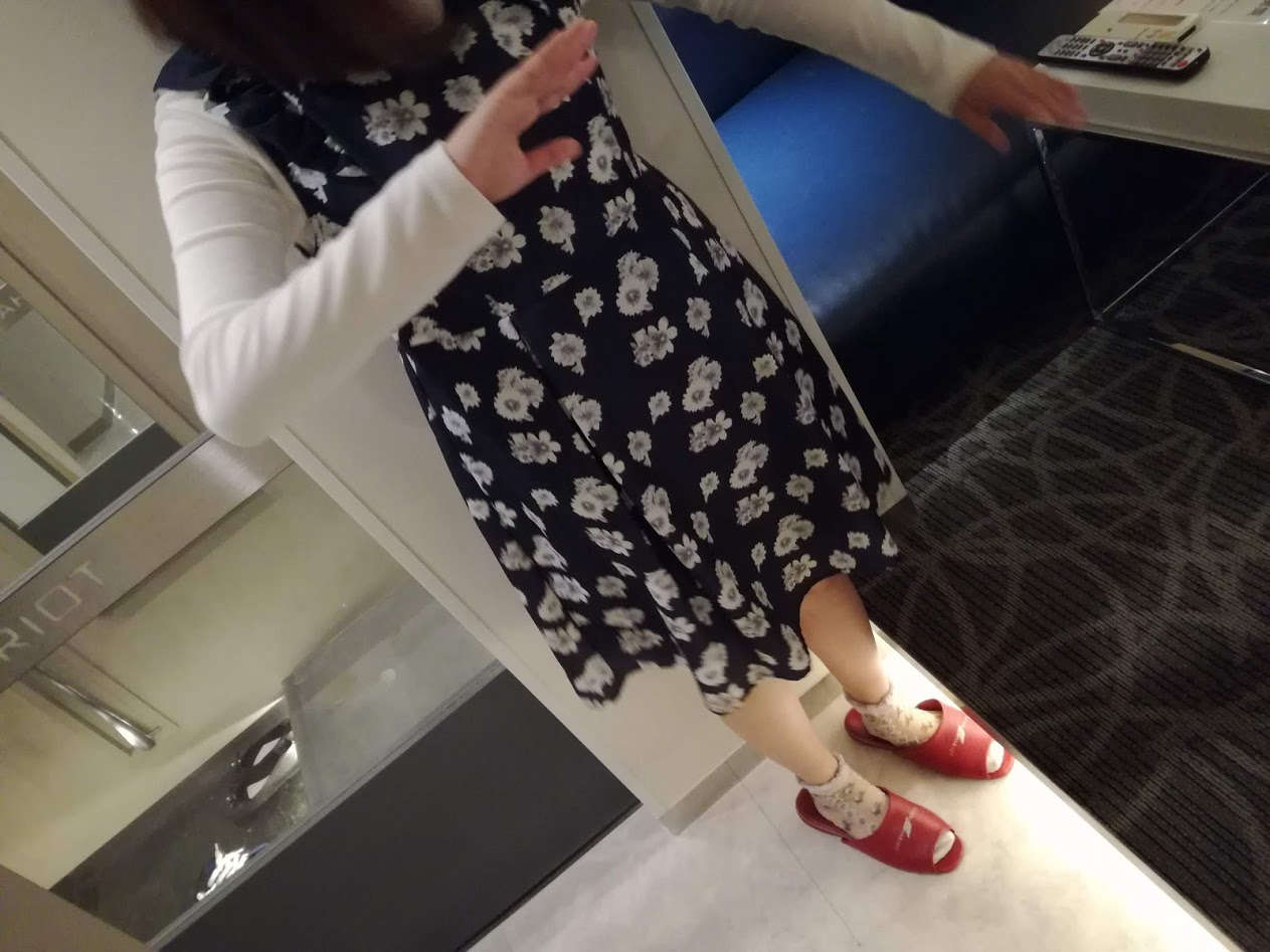 久しぶりのセックスだったので始めは痛かったけど、気持ちよくって大きな声が。３時間セックスしても足らなくって延長。