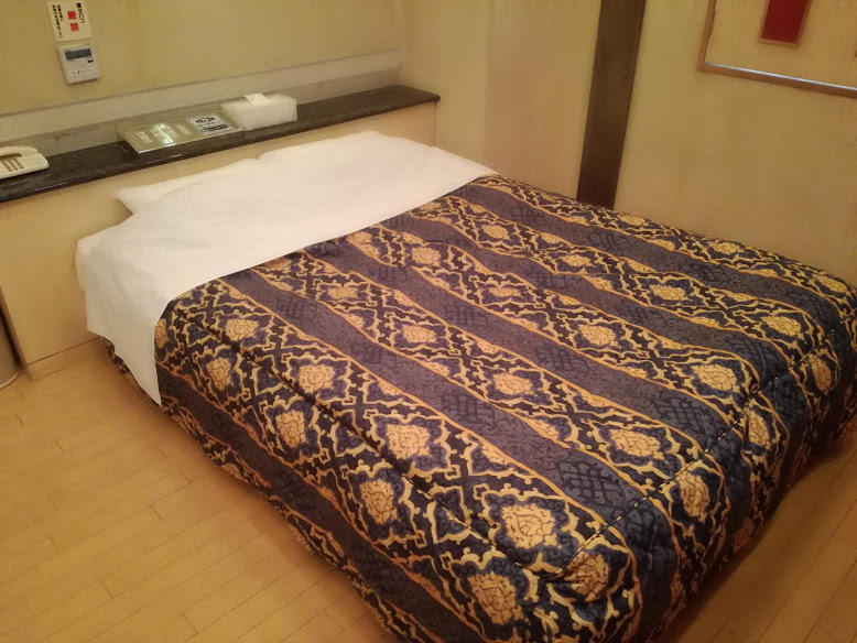今月結婚しました。リピーターさん。アナル初体験ですが、気持ちいいです。軽くいじめてくださいね。