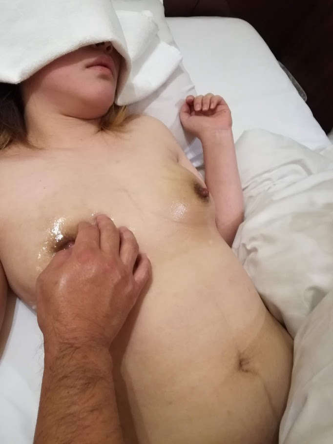 ５ヶ月の子供が居ます。神奈川県西部、ちょっと遠いところから都心まで来ていただきました。