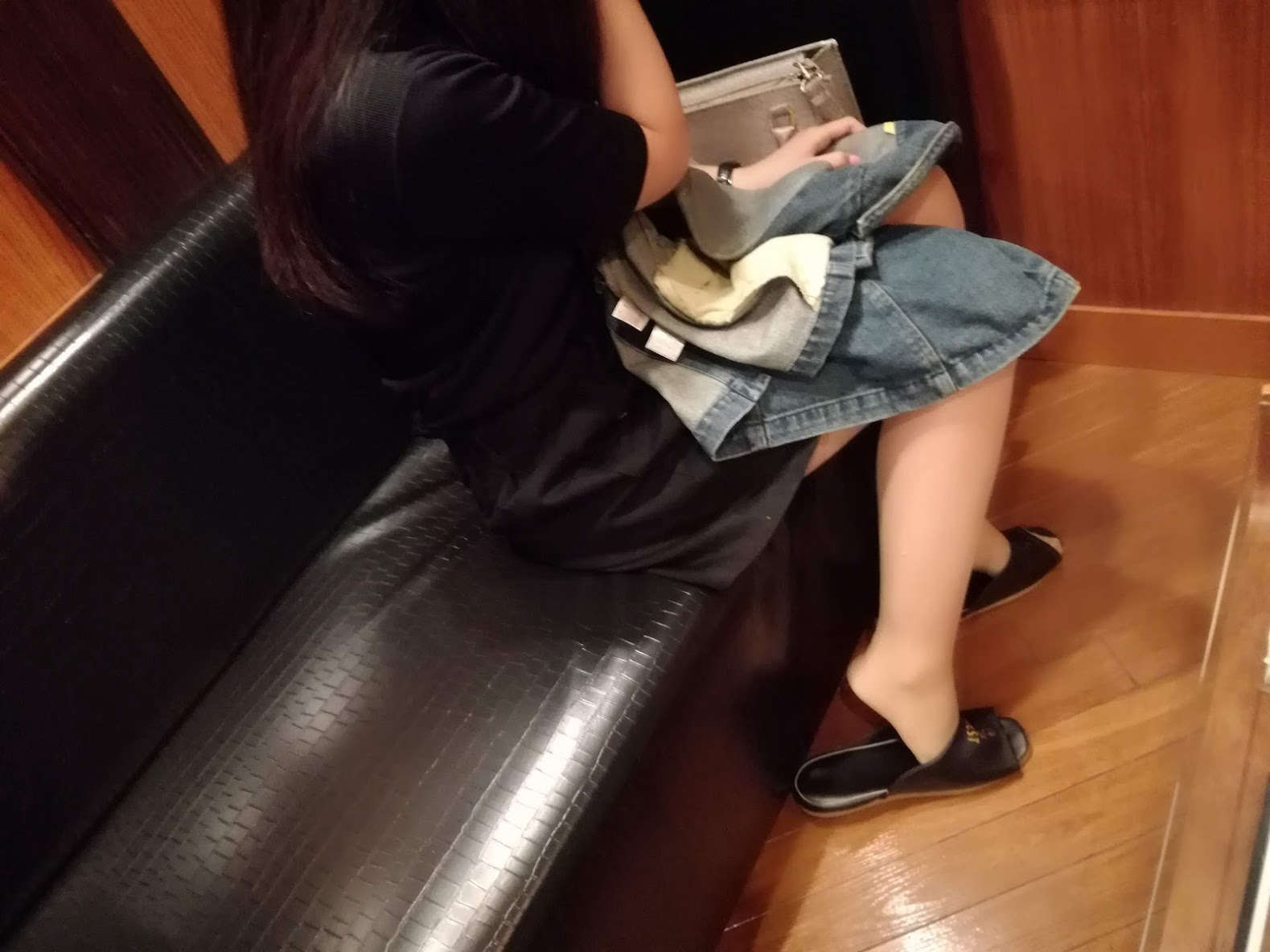 ＣＡさんのご来店。まだ彼２人と２回しか、セックスしたことありません。ずーっとディープキスでラブラブに。