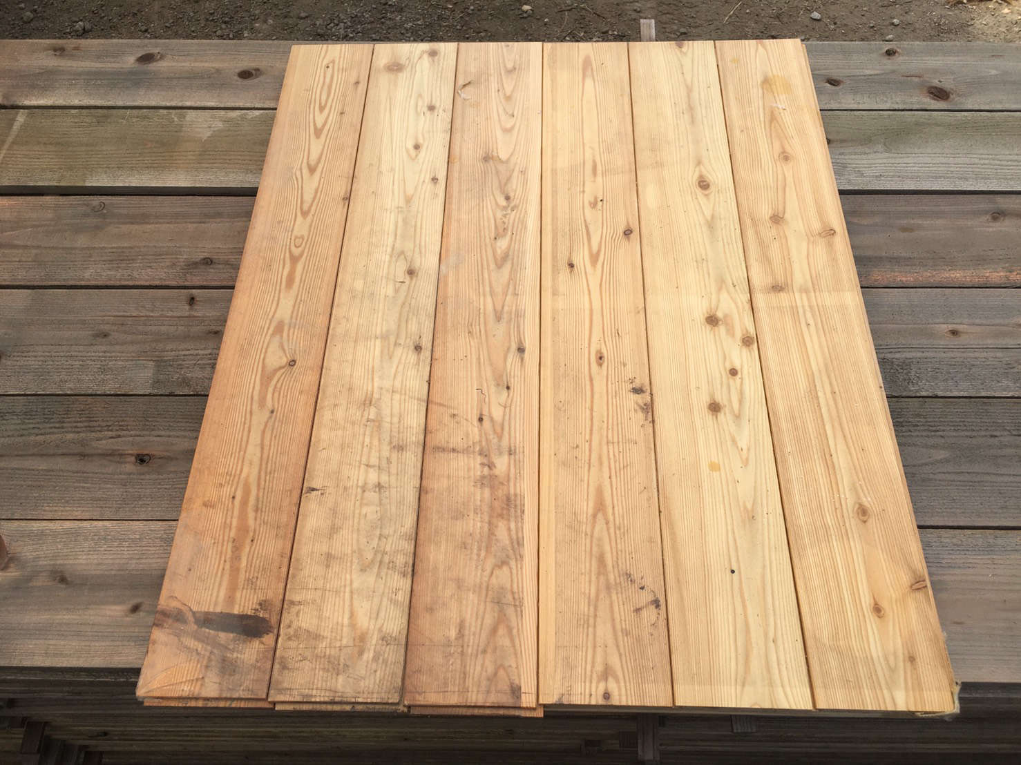 フローリング研磨 下地処理 の重要性 News 無垢フローリング研磨塗装専門業者 床リノベ