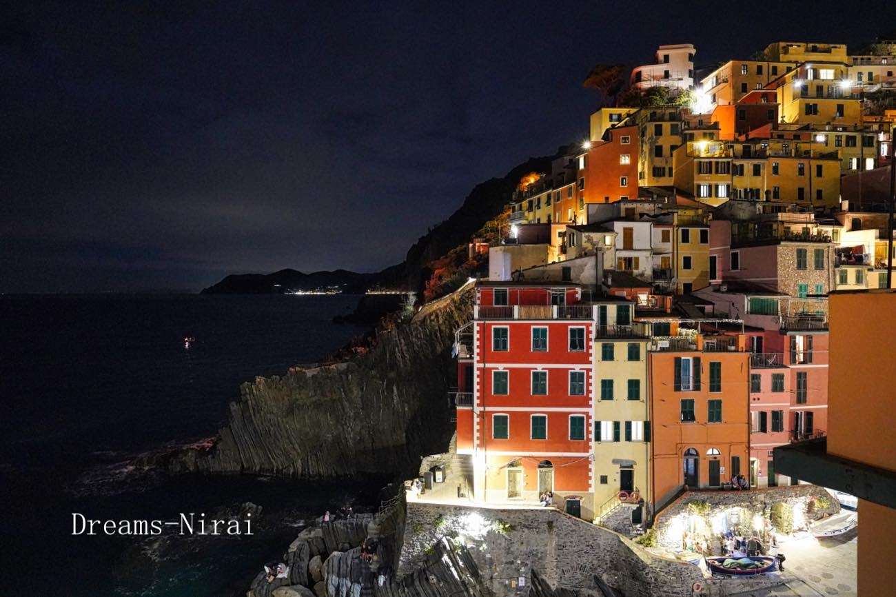 リオマッジョーレ：Riomaggiore（Cinque Terre）（夕方から早朝まで 