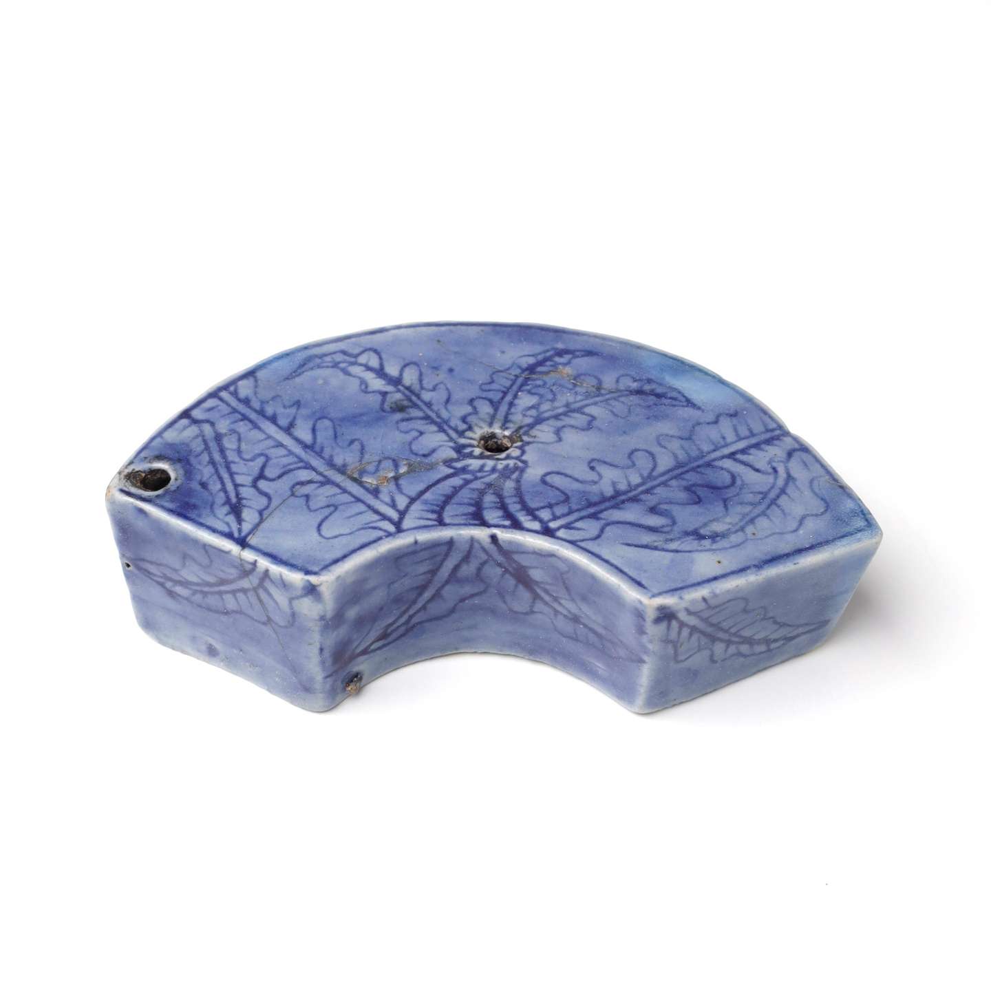 李朝瑠璃釉芭蕉文扇面形水滴 | 朝鮮陶磁器 | 利菴アーツコレクション