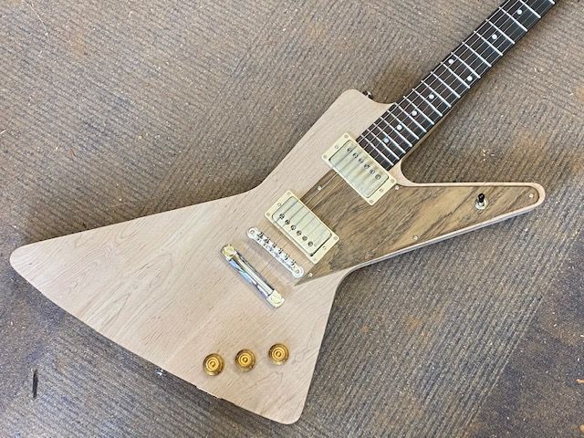 Futura type Protoです。素晴らしい1本！ | blog_News | 木越ギター