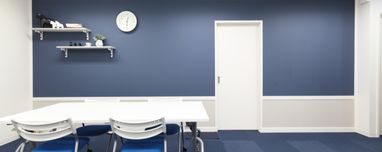 シンプルなオフィスを海外の雰囲気の英会話サロンに Blog 施工事例 Suzukuri シンプルなオフィスを海外の雰囲気の英会話サロンに Blog 施工事例 Suzukuri