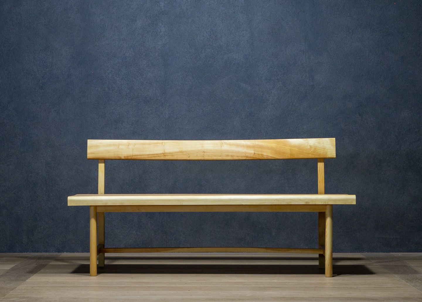 木製台(いちょう) イチョウのベンチ | 製作事例 | gauzy calm worksの製作事例