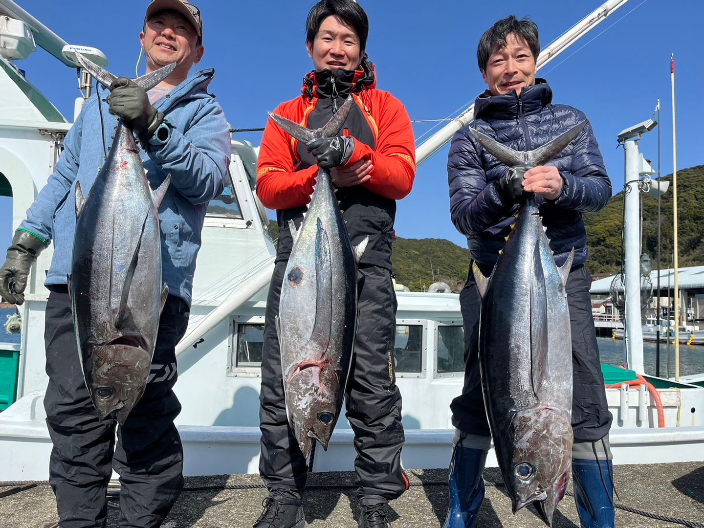 ビンチョウマグロ | ブログ | 和歌山 串本 フィッシング隼<公式ページ