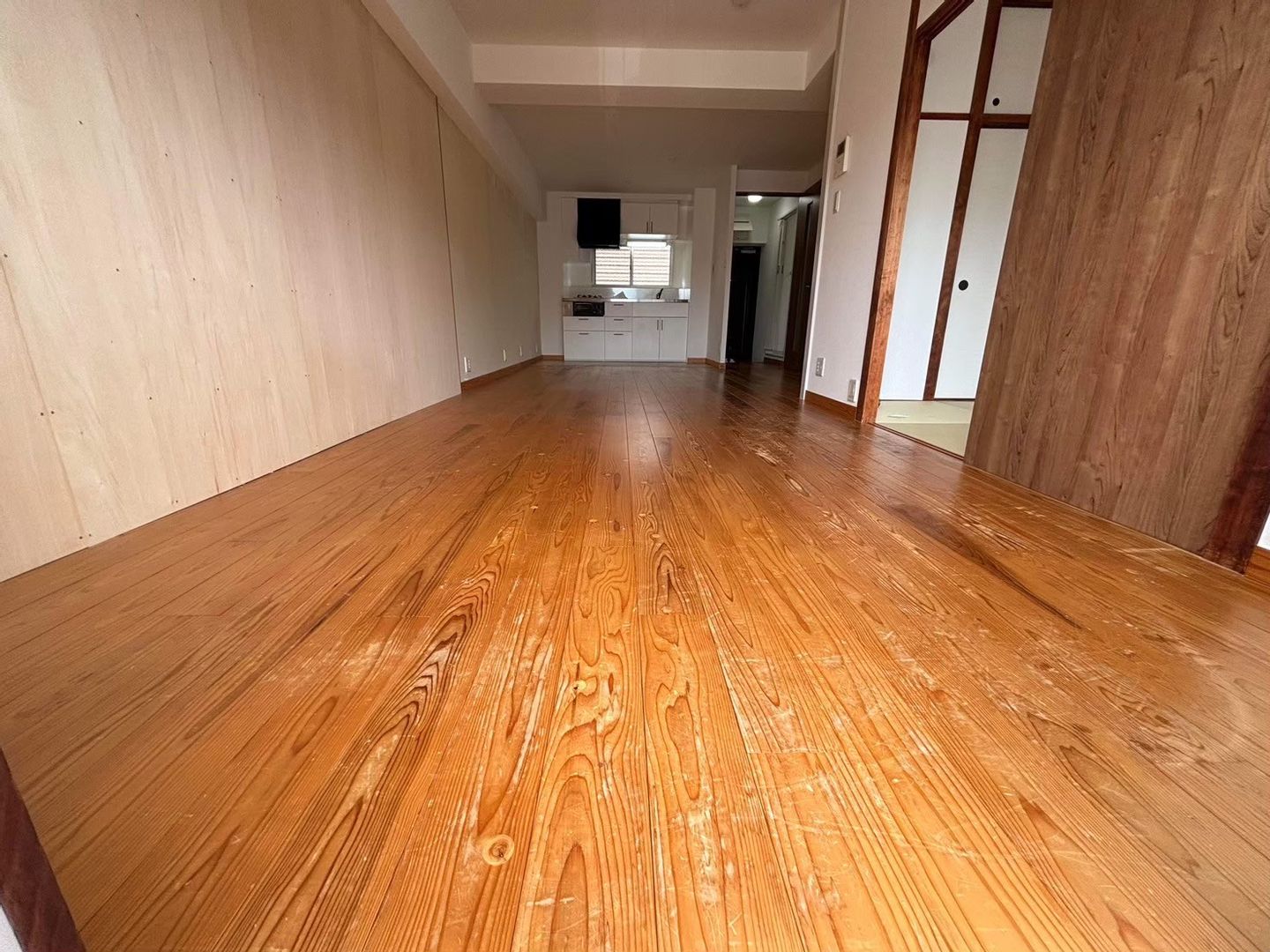 無垢・複合フローリング研磨塗装専門業者｜床リノベ｜FlooringRenovation