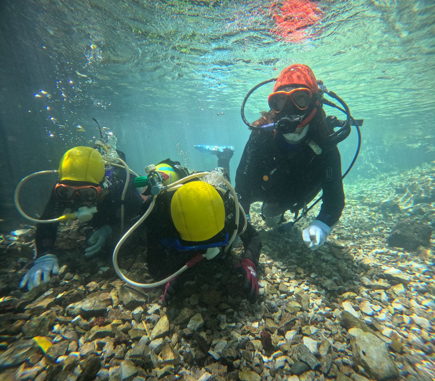 Cave Explorers INAZUMI ：稲積水中鍾乳洞体験ダイビング：