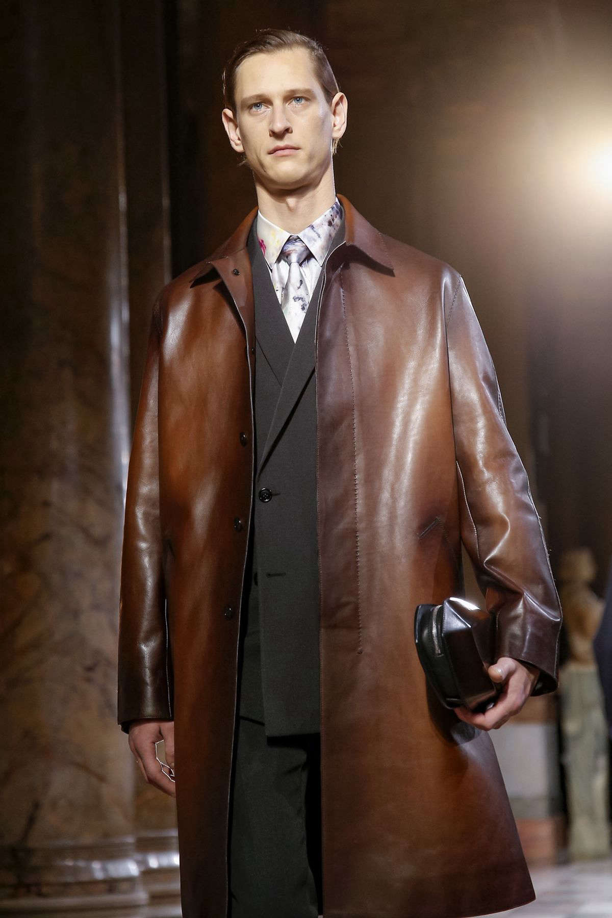 BERLUTI | WEB MAGAZIN | 点と線-LE SALON TEN TO SEN-