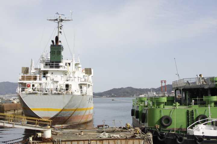 星の岬 発掘戦艦「第四世代型超光速恒星間航行用超弩級万能宇宙戦艦