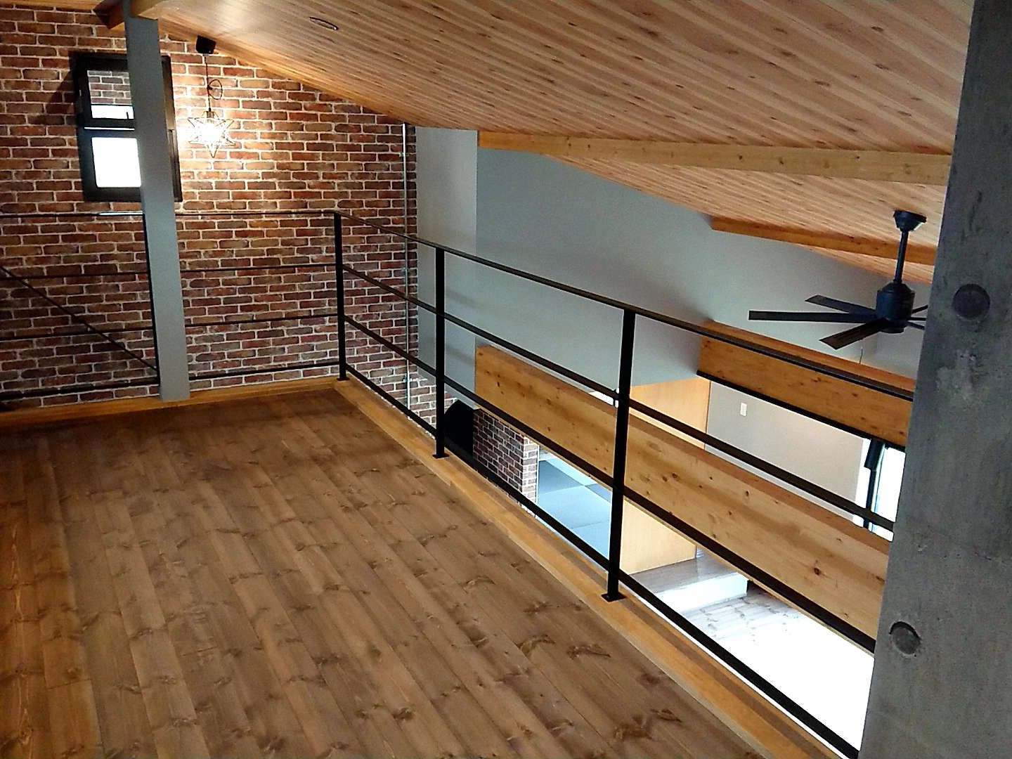 現場より 造作室内窓のデザイン スタッフブログ 栃木 宇都宮の注文住宅の工務店 Dohouse ハウスプランナーハネイシ