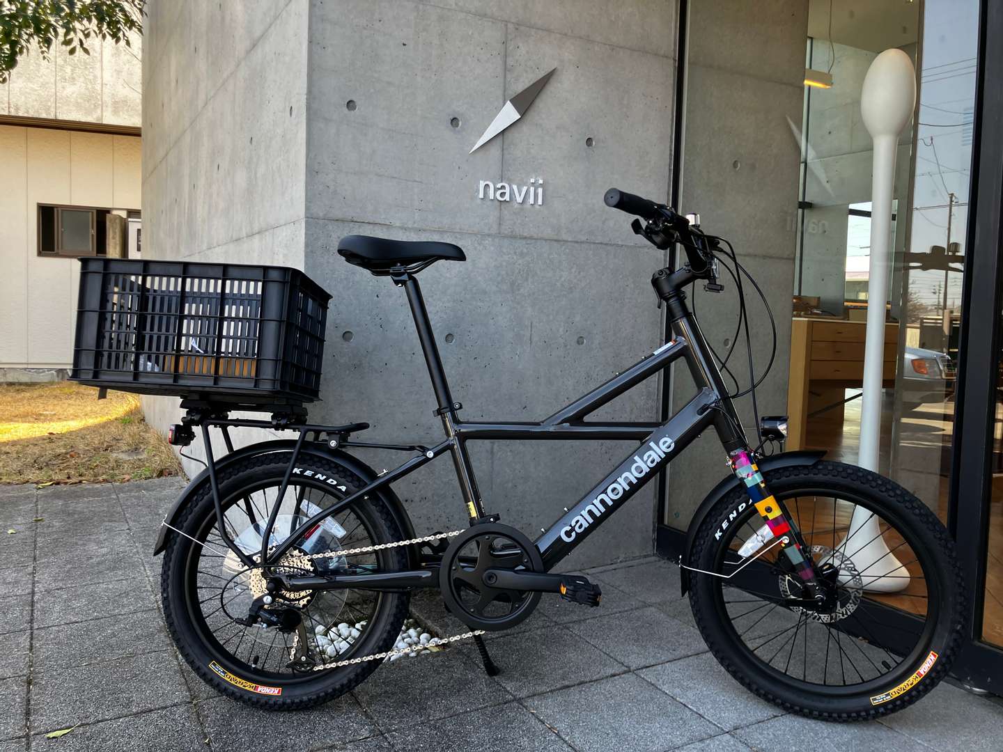 【早いもの勝ち！】カッコいい自転車パート2 会社の存在価値を示すような作品 東レカーボンマジック×HPCJCは